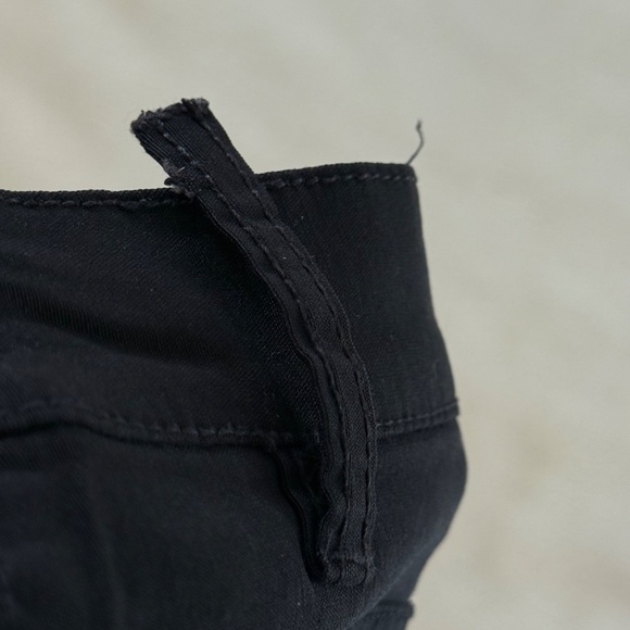 Women's DKNY Black Jeans, Size 12 - Picture 8 of 12